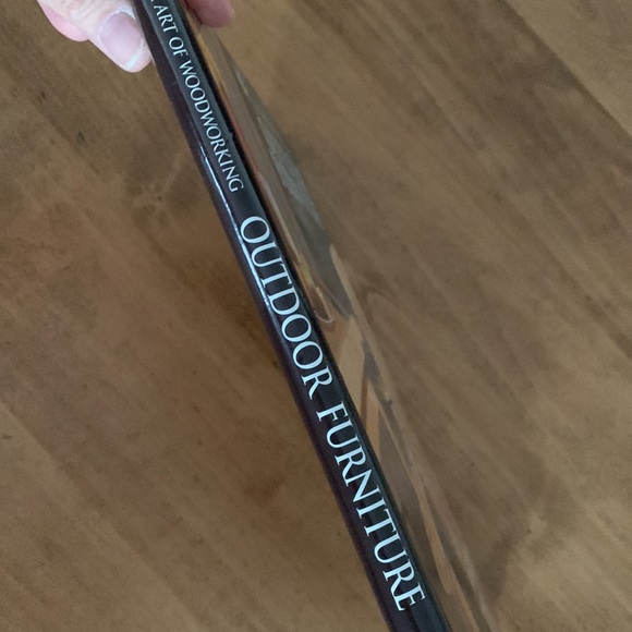 EUC Book - The Art of Woodworking Outdoor Furniture - Picture 3 of 10